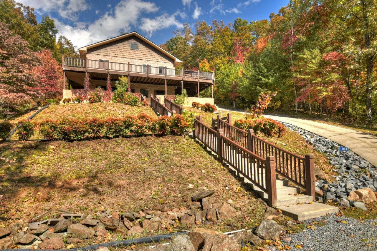 The Chariot - Creek Front With Hottub, Fire Pits, Billiards, Ev Charger - Sandalwood Stays Blue Ridge Exteriér fotografie