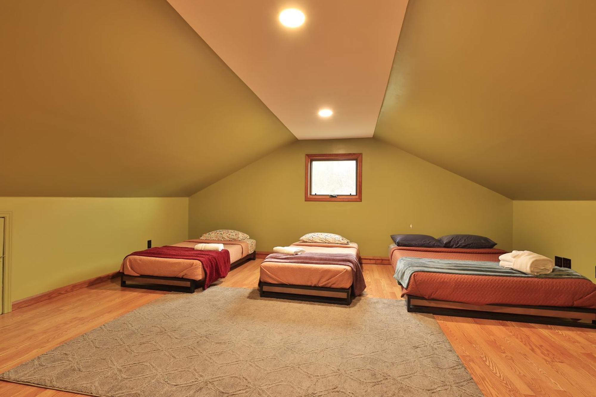 The Chariot - Creek Front With Hottub, Fire Pits, Billiards, Ev Charger - Sandalwood Stays Blue Ridge Exteriér fotografie